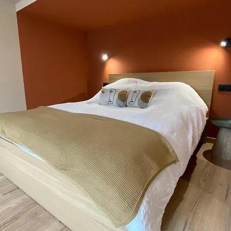 Parenthèse Terracotta 3*