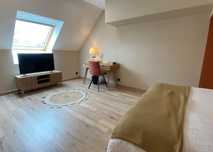 Parenthese Terracotta 3* Curgies